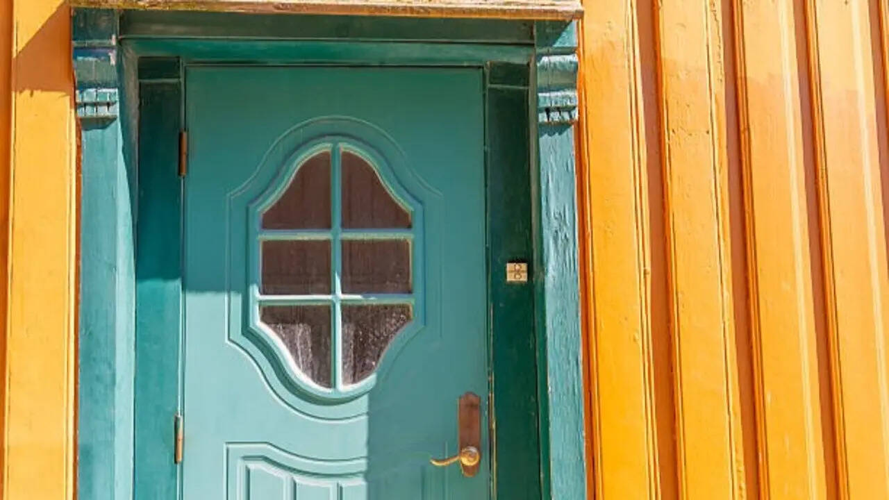 From classic to bold: 8 Front door paint ideas that can instantly transform your home's entrance