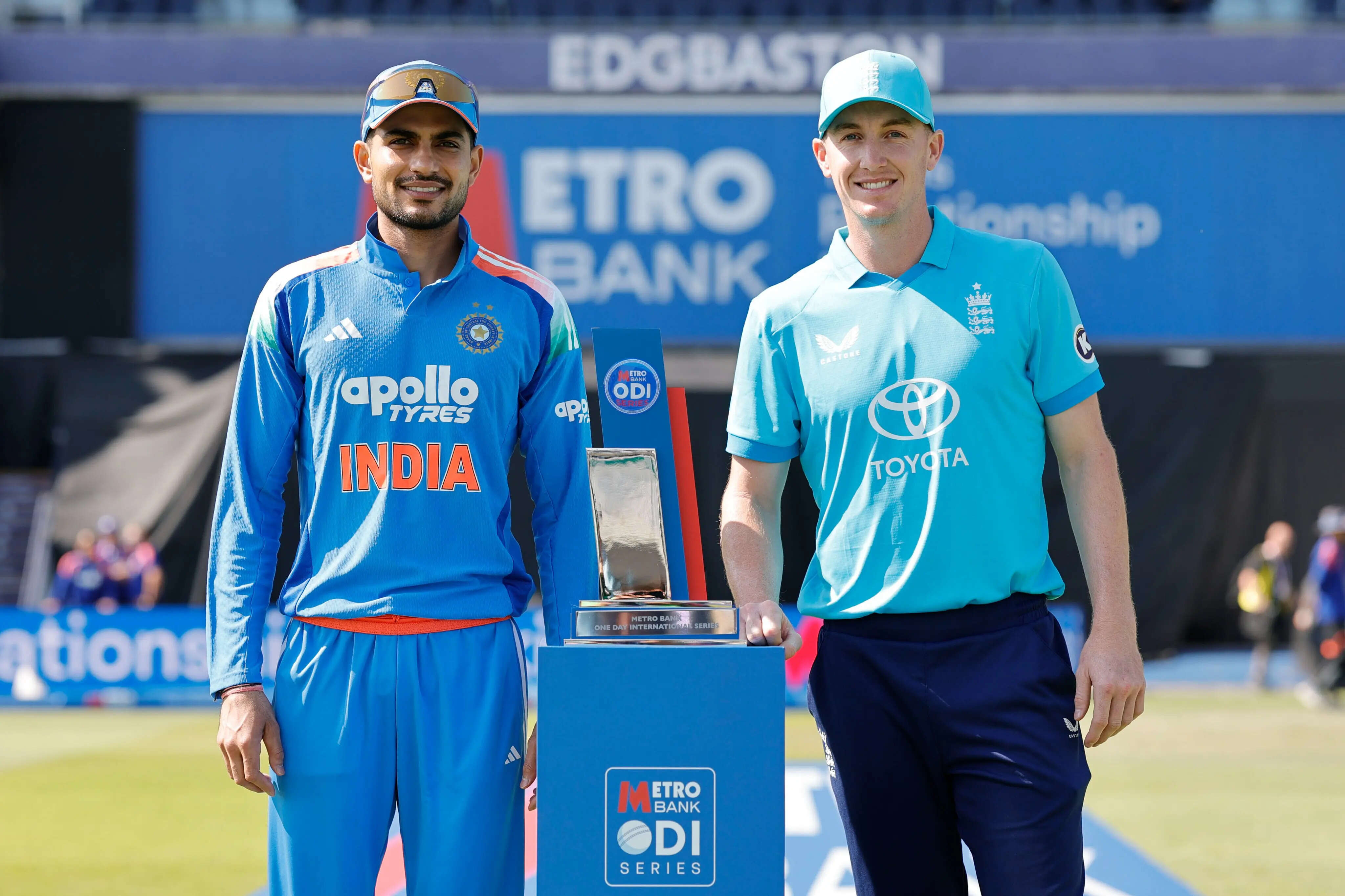 India vs England Live Score: Bumrah starts for India as England openers face the new-ball test