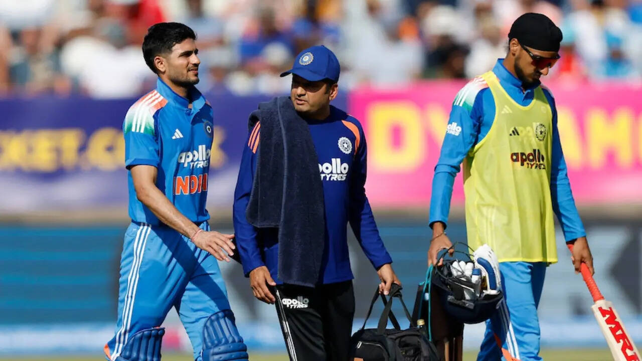 IND vs ENG, 1st ODI Live: Gill retired hurt, KL Rahul falls as India stare at trouble