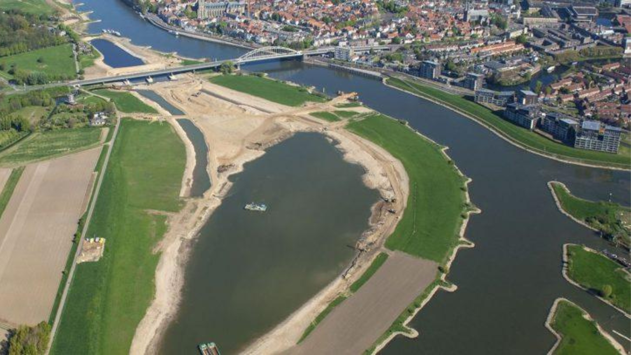 The Netherlands kept losing its battle against rising floods with water flooding towns and farmland, then it spent billions giving rivers more room and the experiment is now protecting the lives of millions