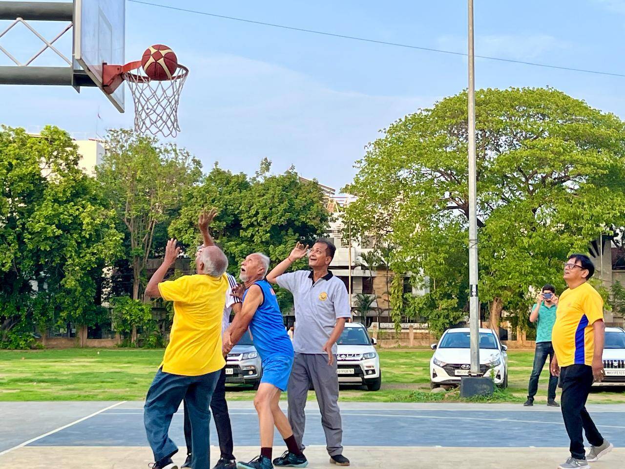 Veteran basketball action.jpeg