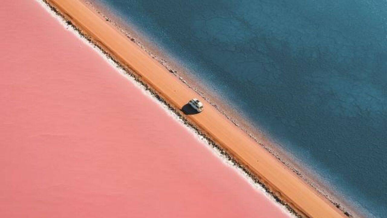 7 pink lakes in Australia and the science behind their unusual colours