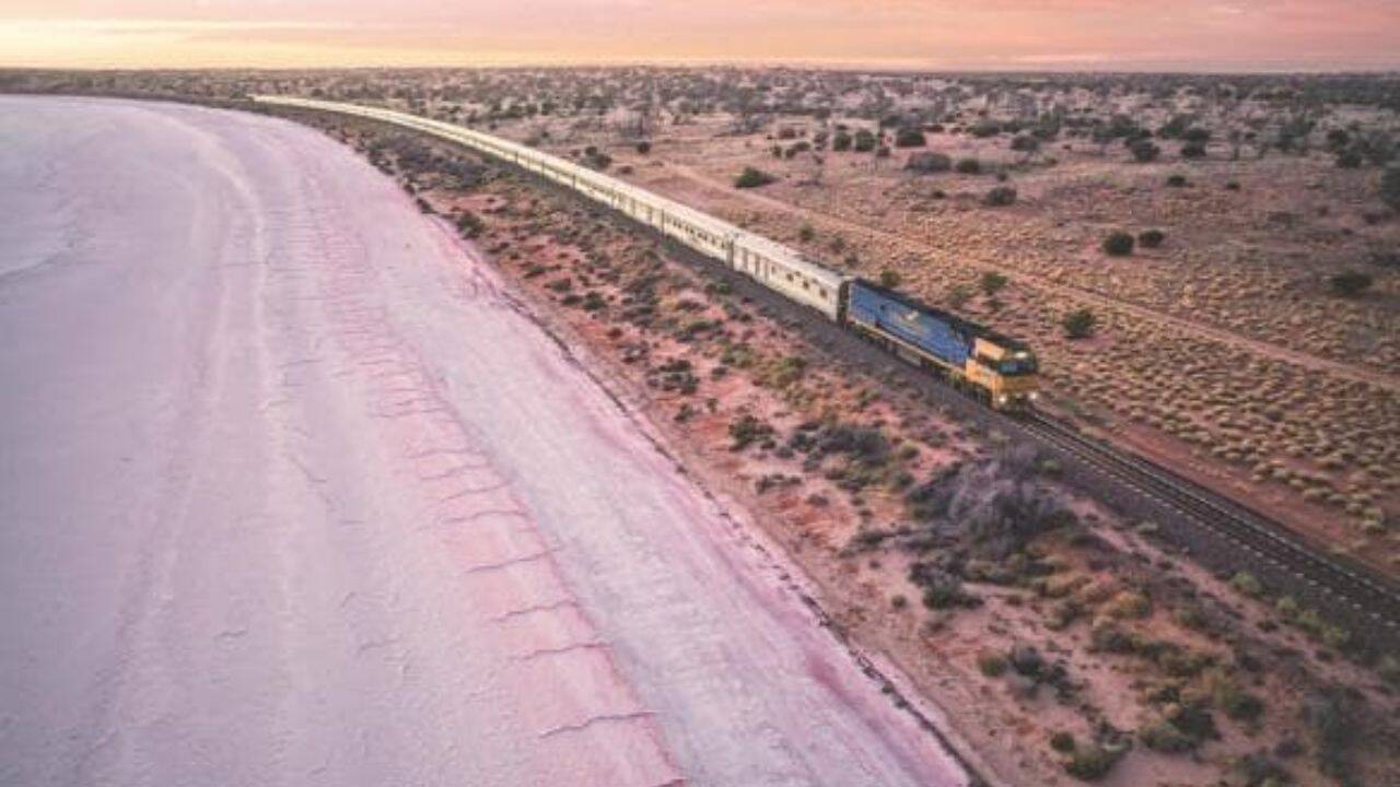 7 pink lakes in Australia and the science behind their unusual colours
