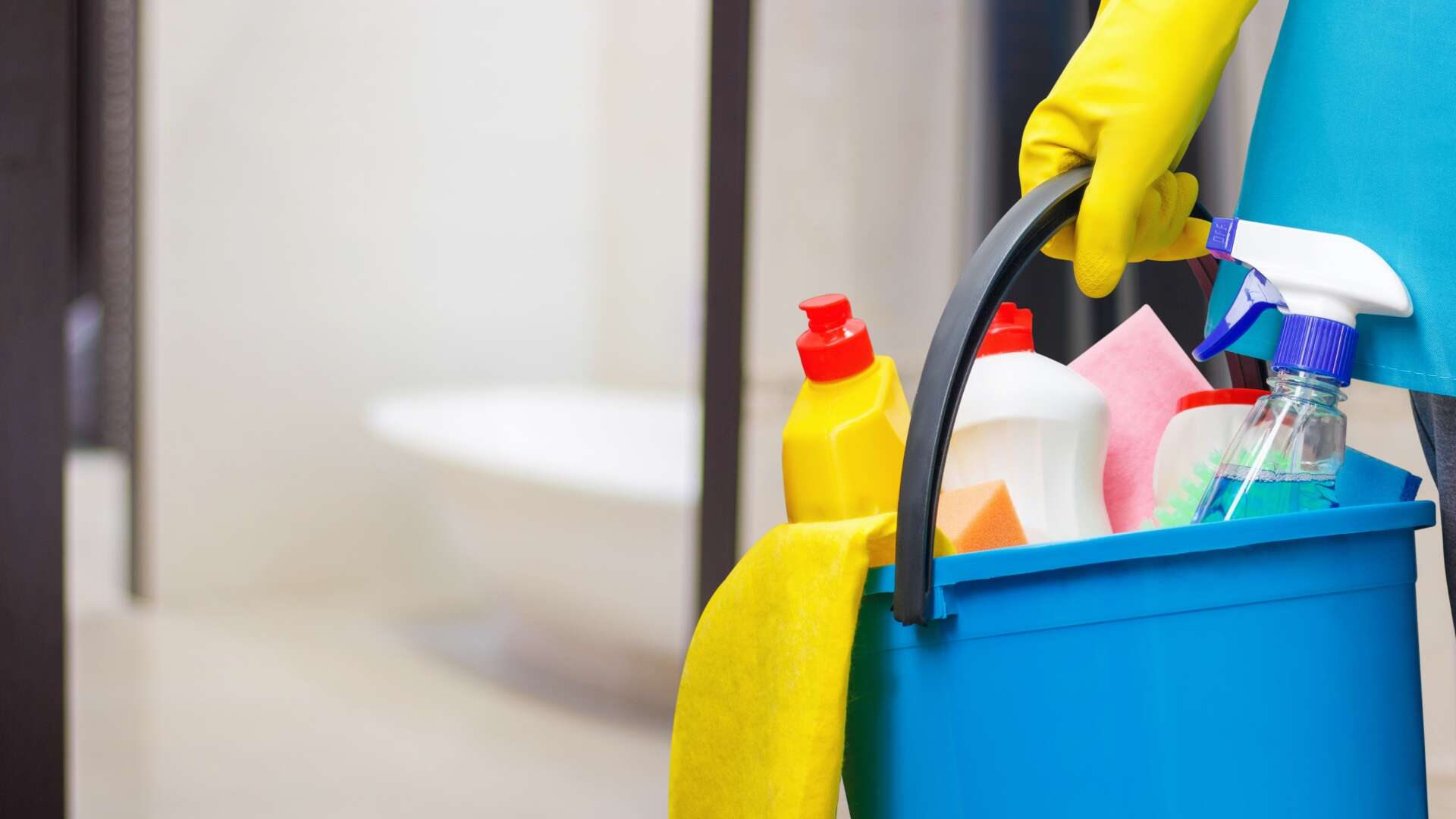 toilet cleaning liquid