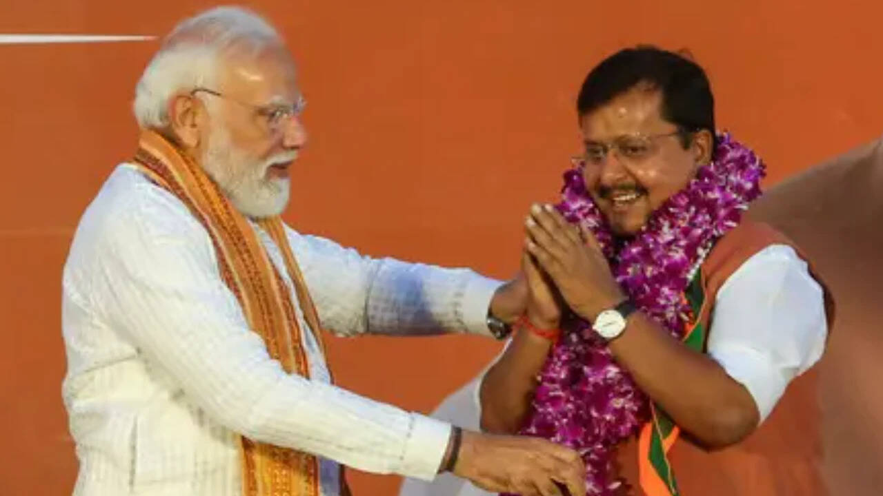 Amit Shah, Nitin Nabin among BJP top brass meet at PM Modi’s residence
