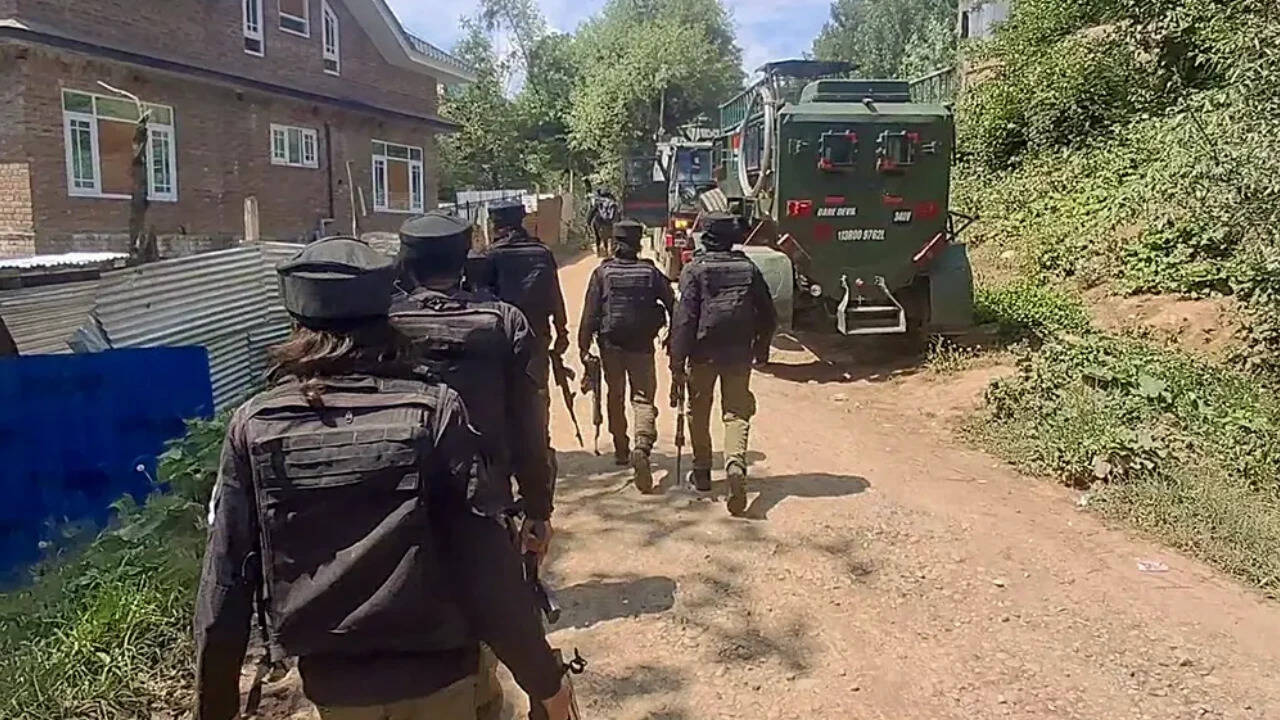 215 Rounds of Pika Gun Ammunition Found in Poonch; Search Intensifies in Rajouri