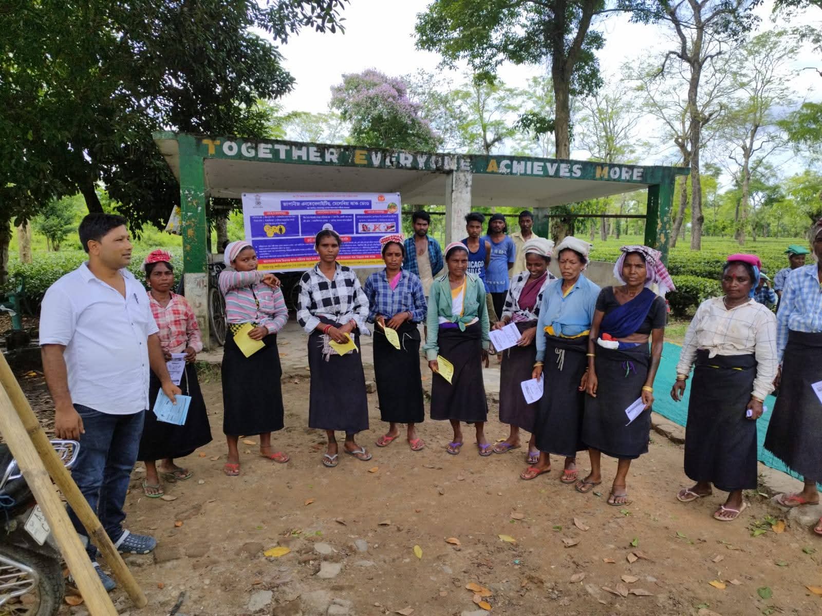ebbd7a8d-50ec-43dc-89ae-e079888676f5_JE_awareness_drive_Dibrugarh_gardens.jpg