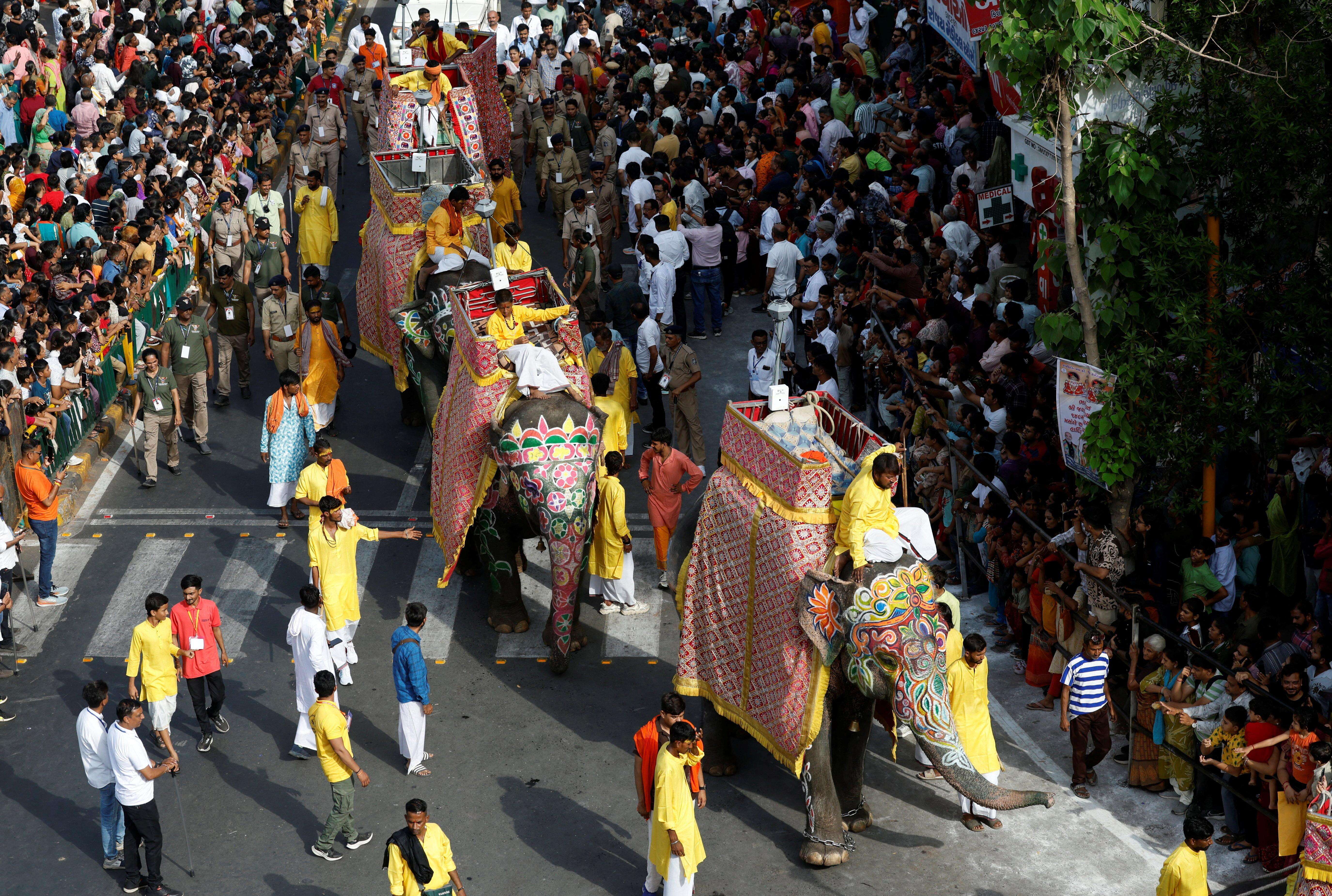 2026-07-16T094608Z_1814937608_RC2QEMAJAWV7_RTRMADP_3_CHARIOT-FESTIVAL.JPG