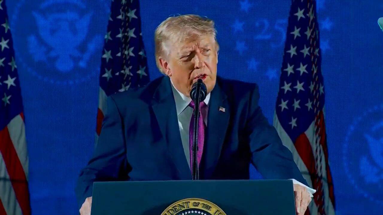 Trump's teleprompter operator under federal probe over alleged $90,000 Kalshi insider trading bets
