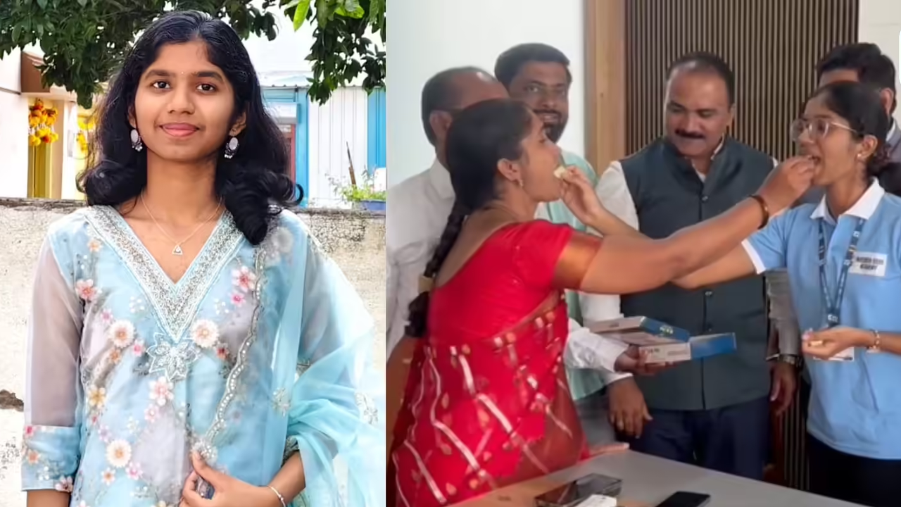 Shravani Kudali celebrating her achievement (Photo Credit: Maharashtra Times)