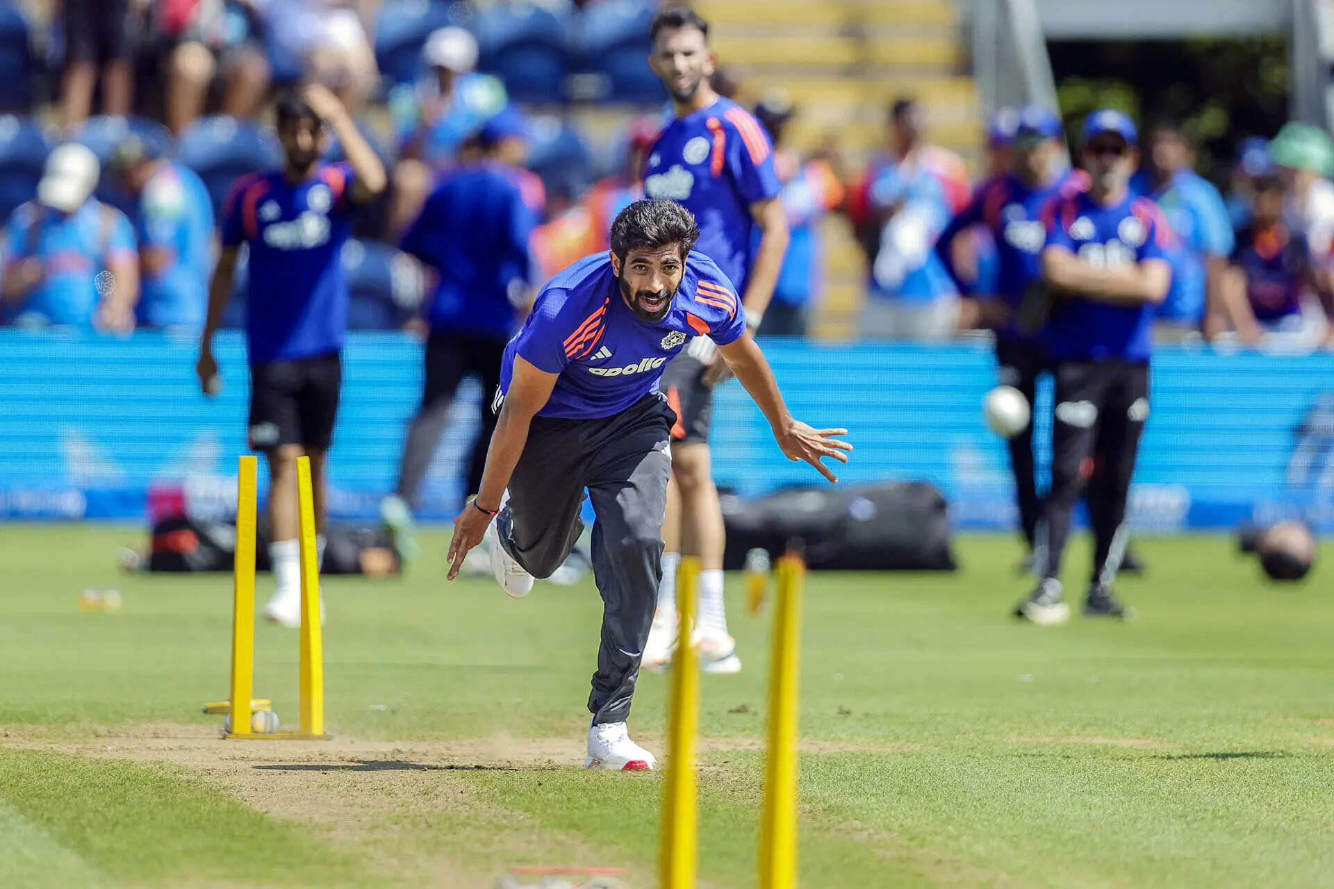 India's bowling lacks bite without Bumrah; middle-over planning all over the place