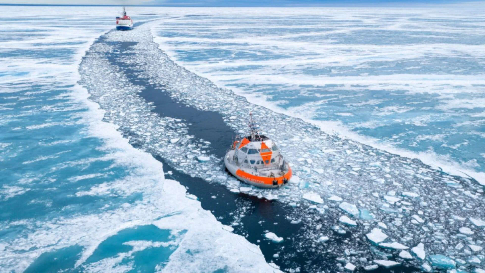 A floating 'igloo' research station has left France for Arctic, where it will drift with polar ice