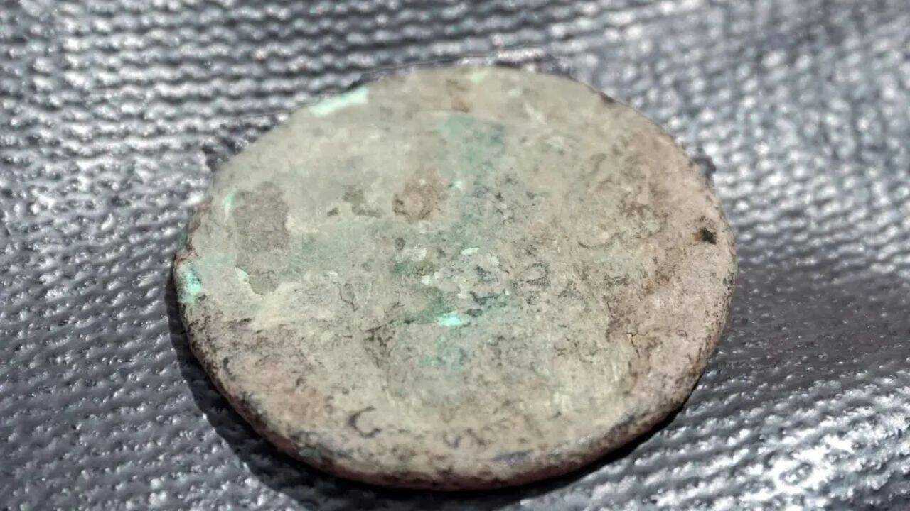 New York Post Roman coin bearing Emperor Carausius' name uncovered in England reveals lost history