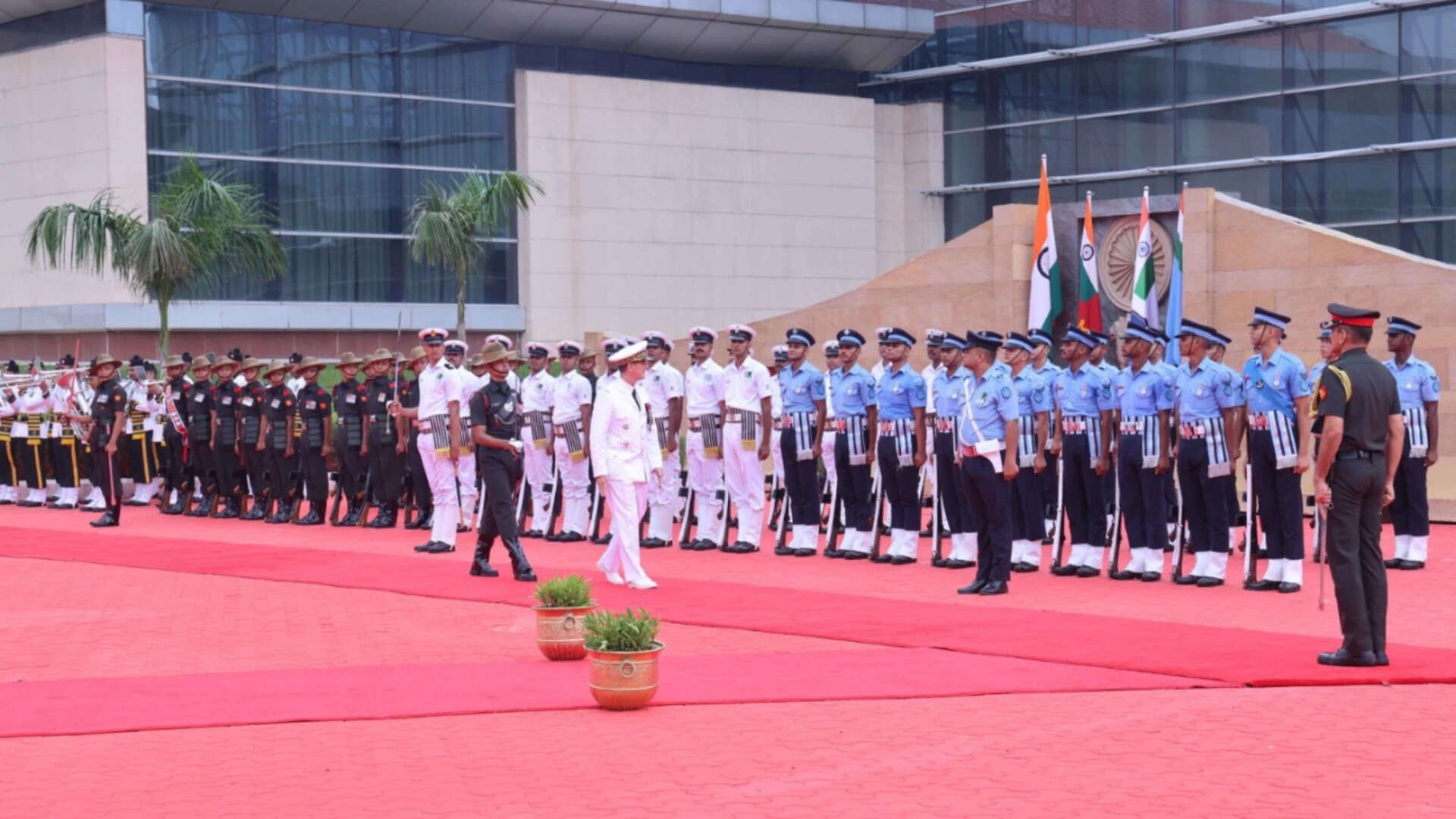 France's top General Fabien Mandon visits India to deepen strategic partnership