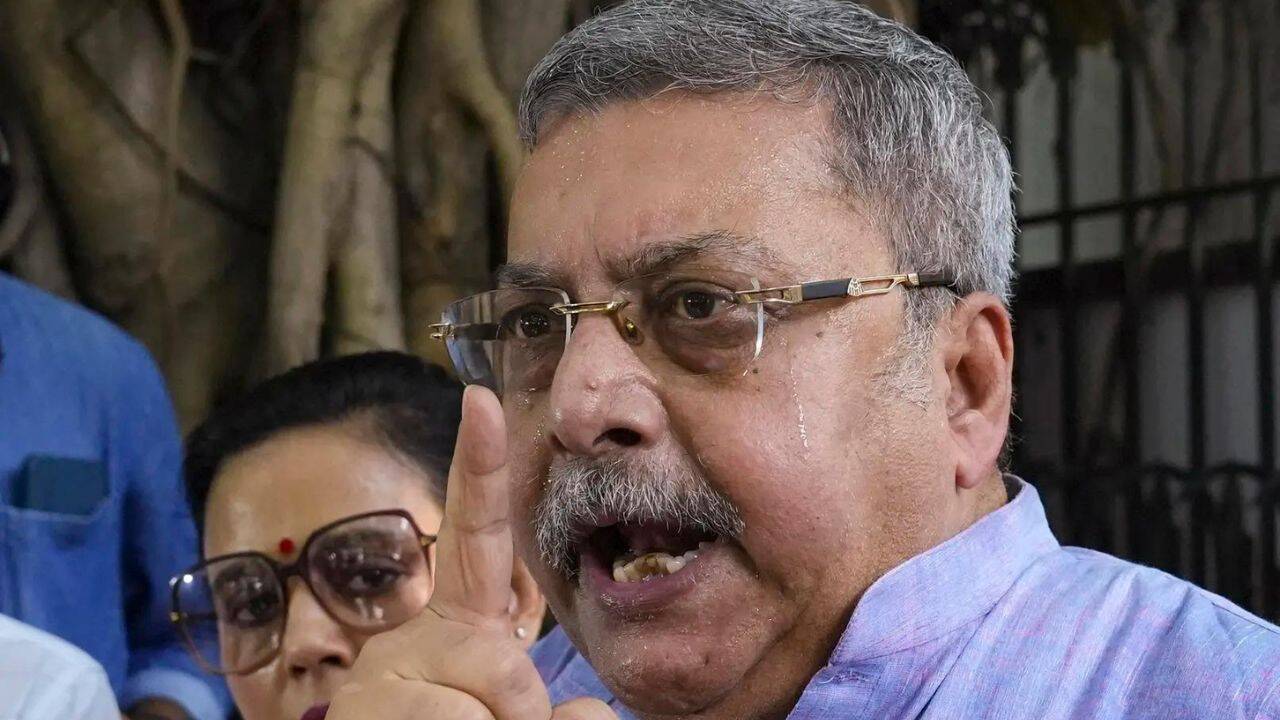 'It is a party of barely 20 people': Kalyan Banerjee hits out at TMC rebels