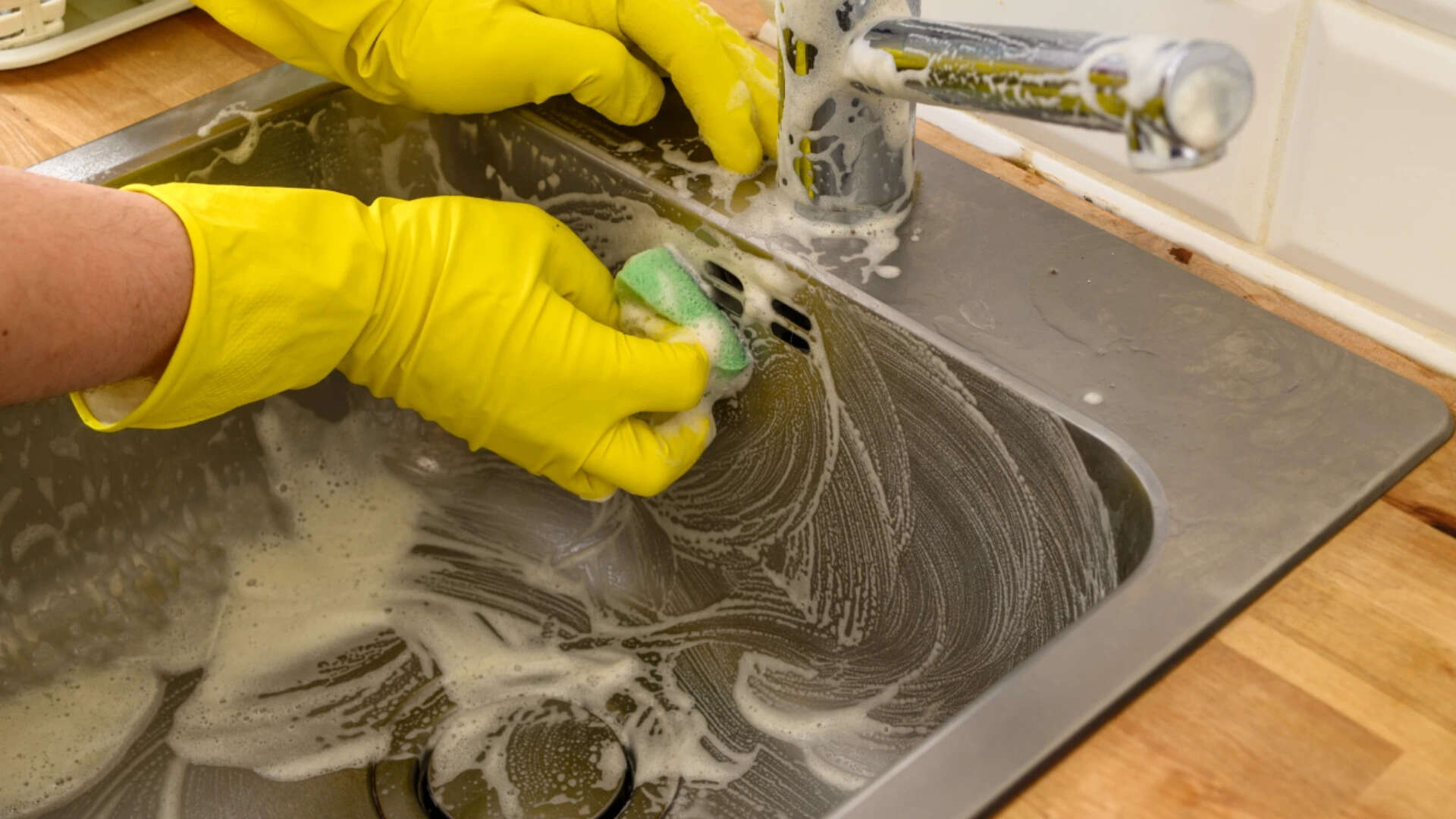 Scrub the sink