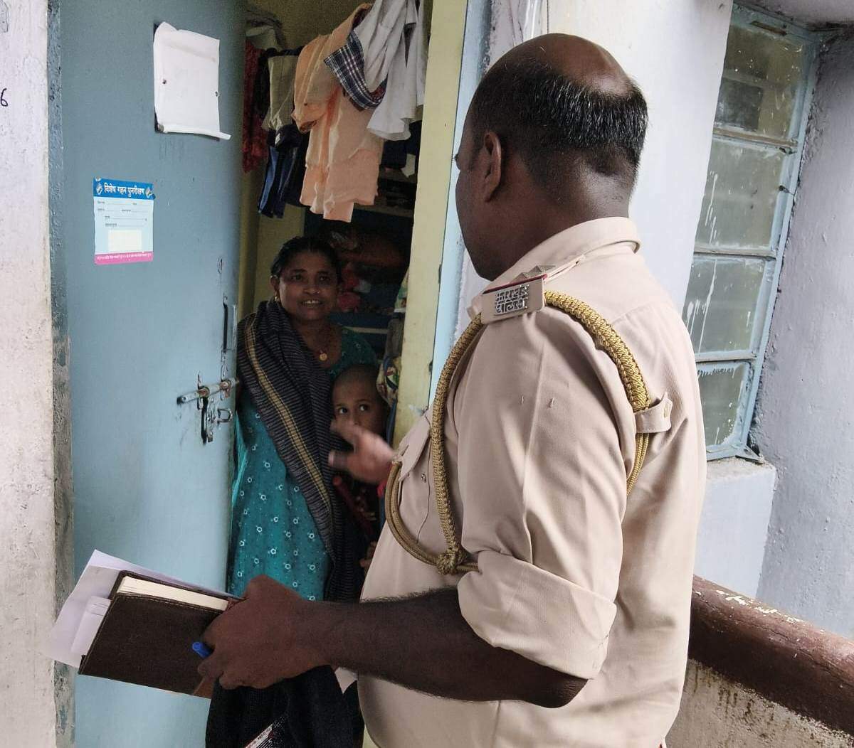 e8d0d5f8-4419-4d25-8618-f11b6212d559_Bokaro_police_verification_drive_5.jpeg
