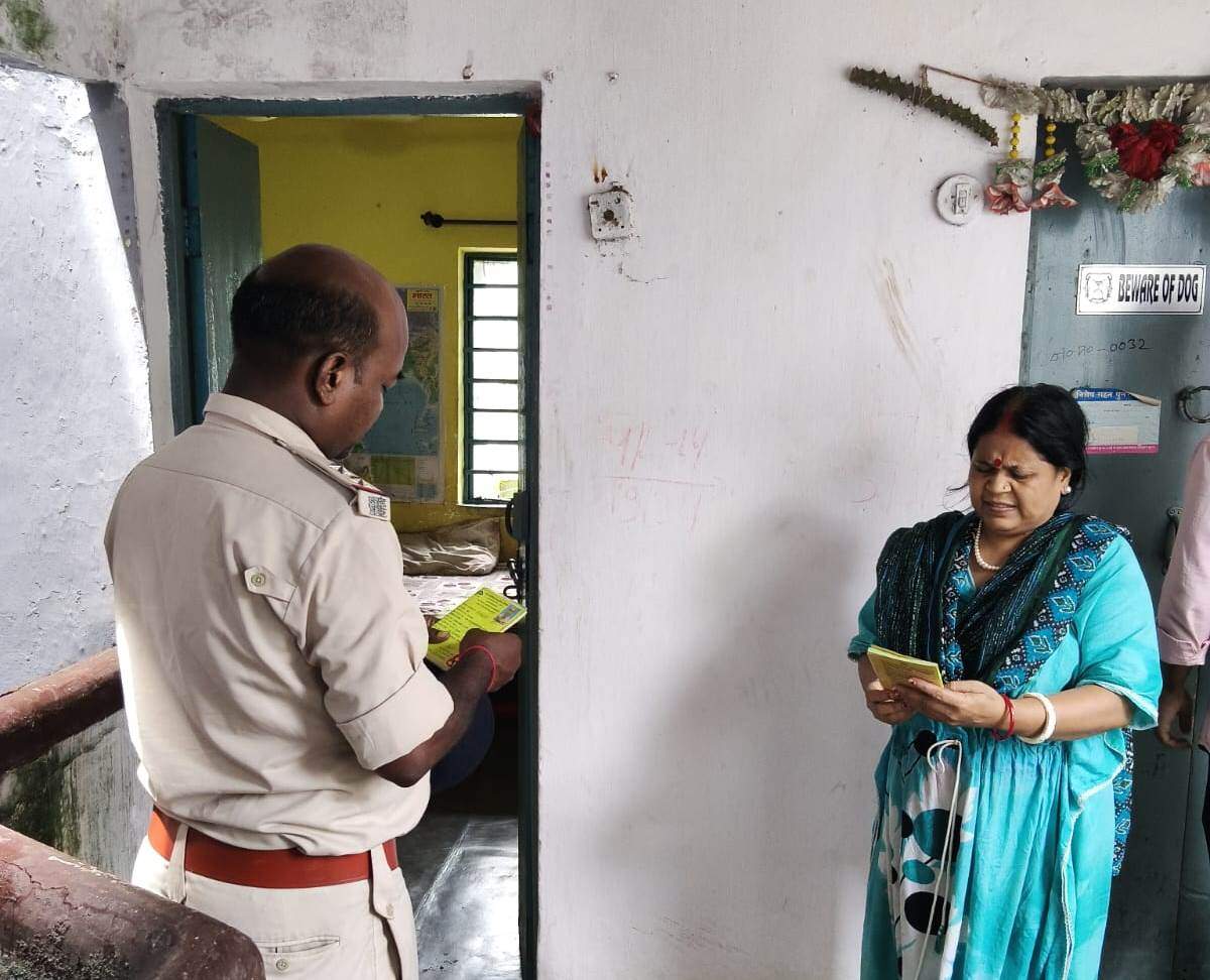 8e606187-2259-46fb-9cdb-710b43924196_Bokaro_police_verification_drive_3.jpeg