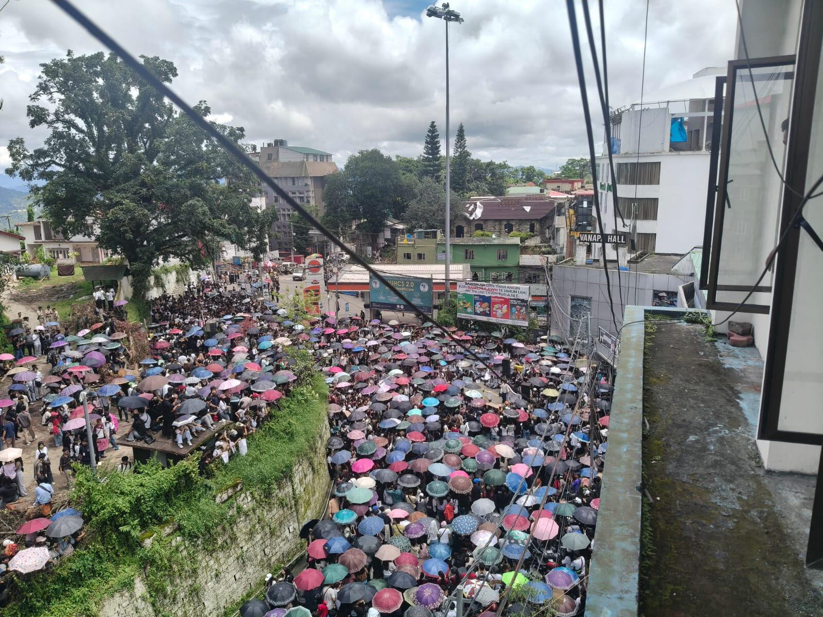 d02d9d6f-a0ed-4557-aa5e-bbb0fcb1ae70_Hundreds_of_students_staged_a_protest_in_Aizawl_on_Wednesday..jpg