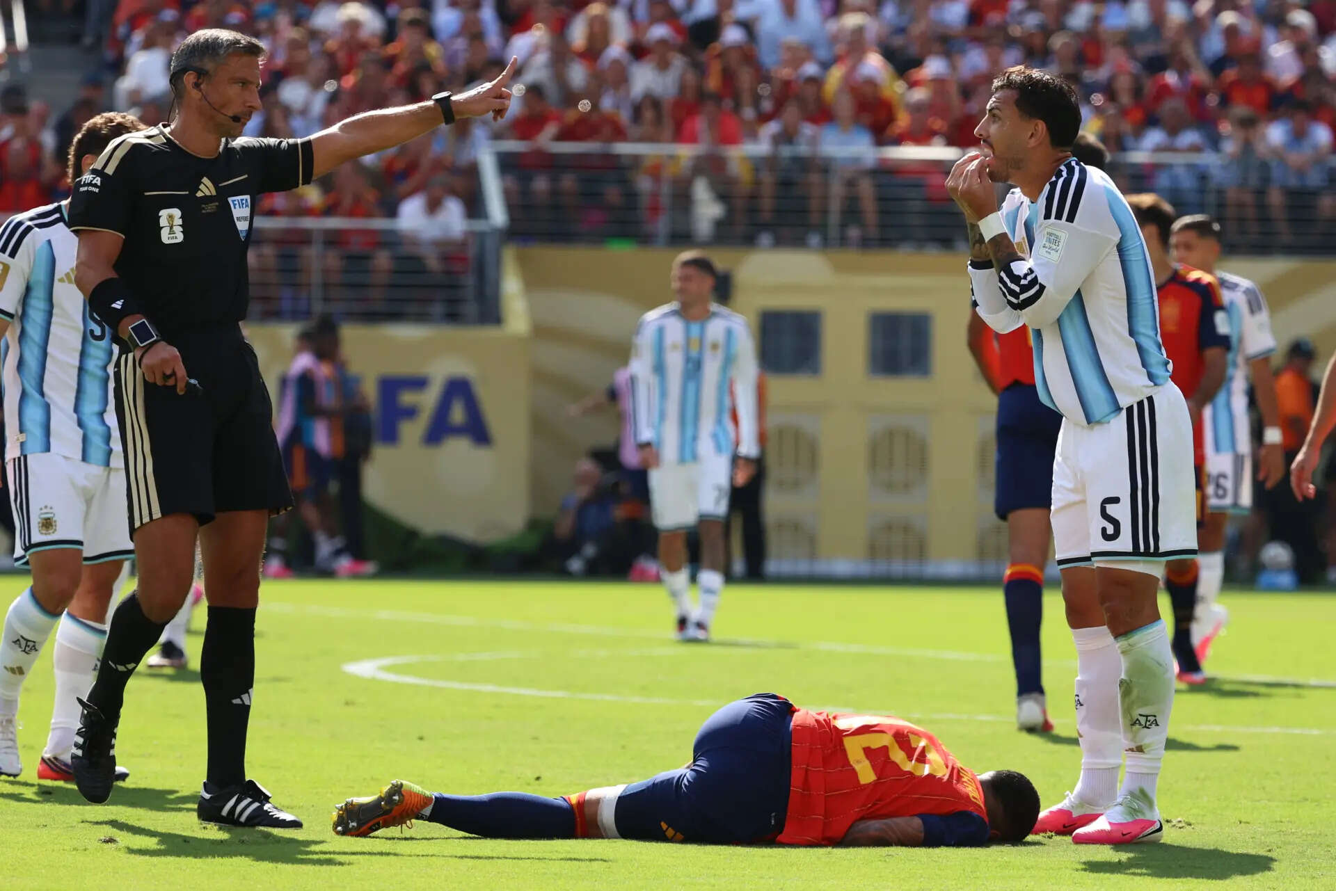 APTOPIX Argentina Spain WCup Soccer