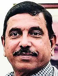 Big investments in battery storage will lower electricity cost, says minister Joshi