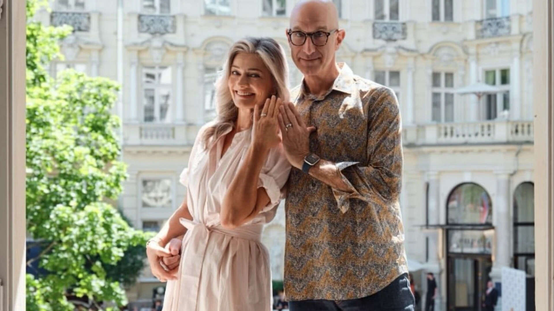 Paulina Porizkova reflects on finding love after feeling 'invisible' on dating apps