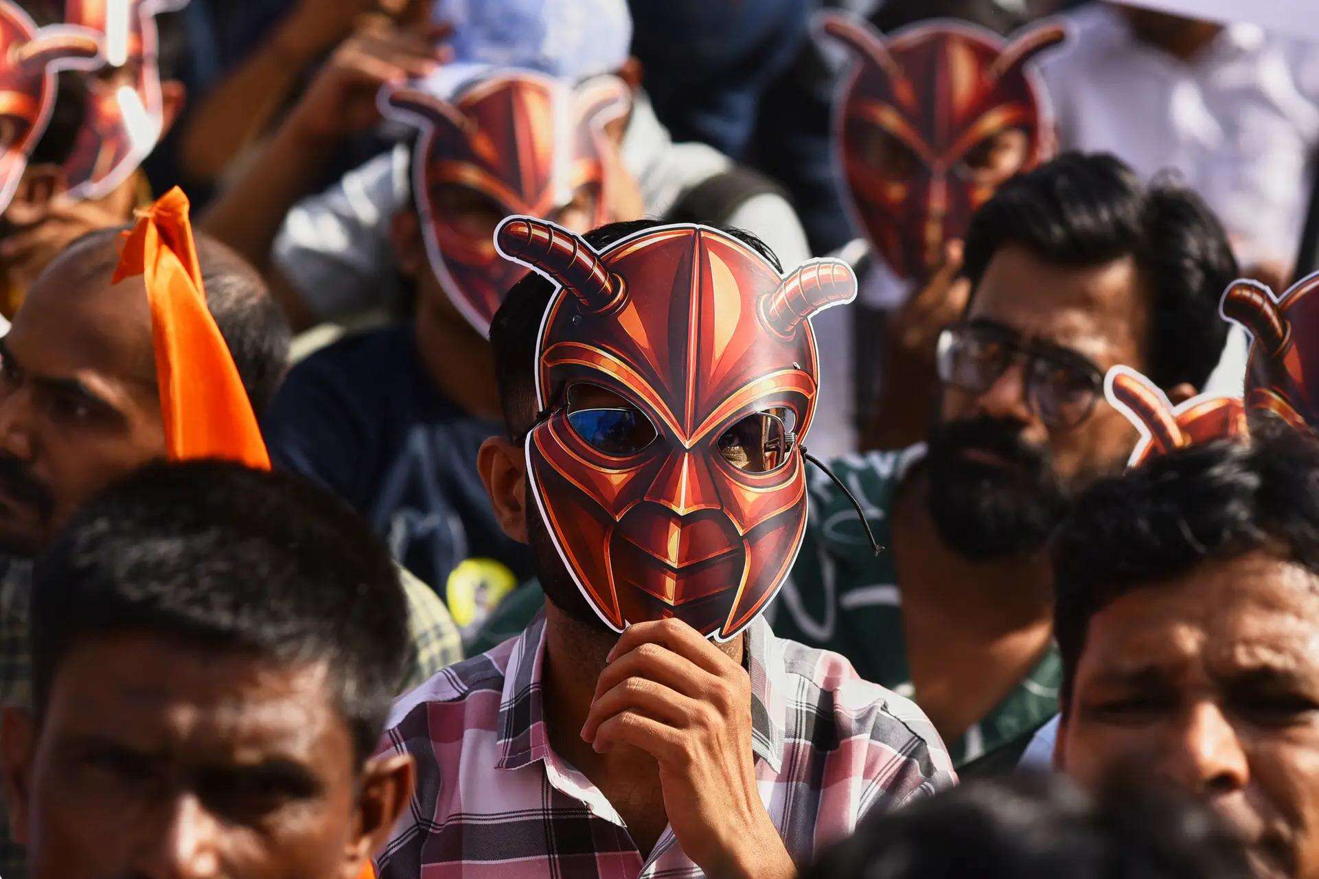 Coc​kroach Janta Party launches nationwide youth protest campaign.