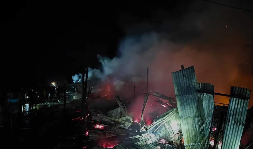 ef92cfae-99fb-4190-9e2e-53fd5d230fb1_Devastating_fire_in_Jaikrishnapur_market_Hailakandi_district_2.jpg