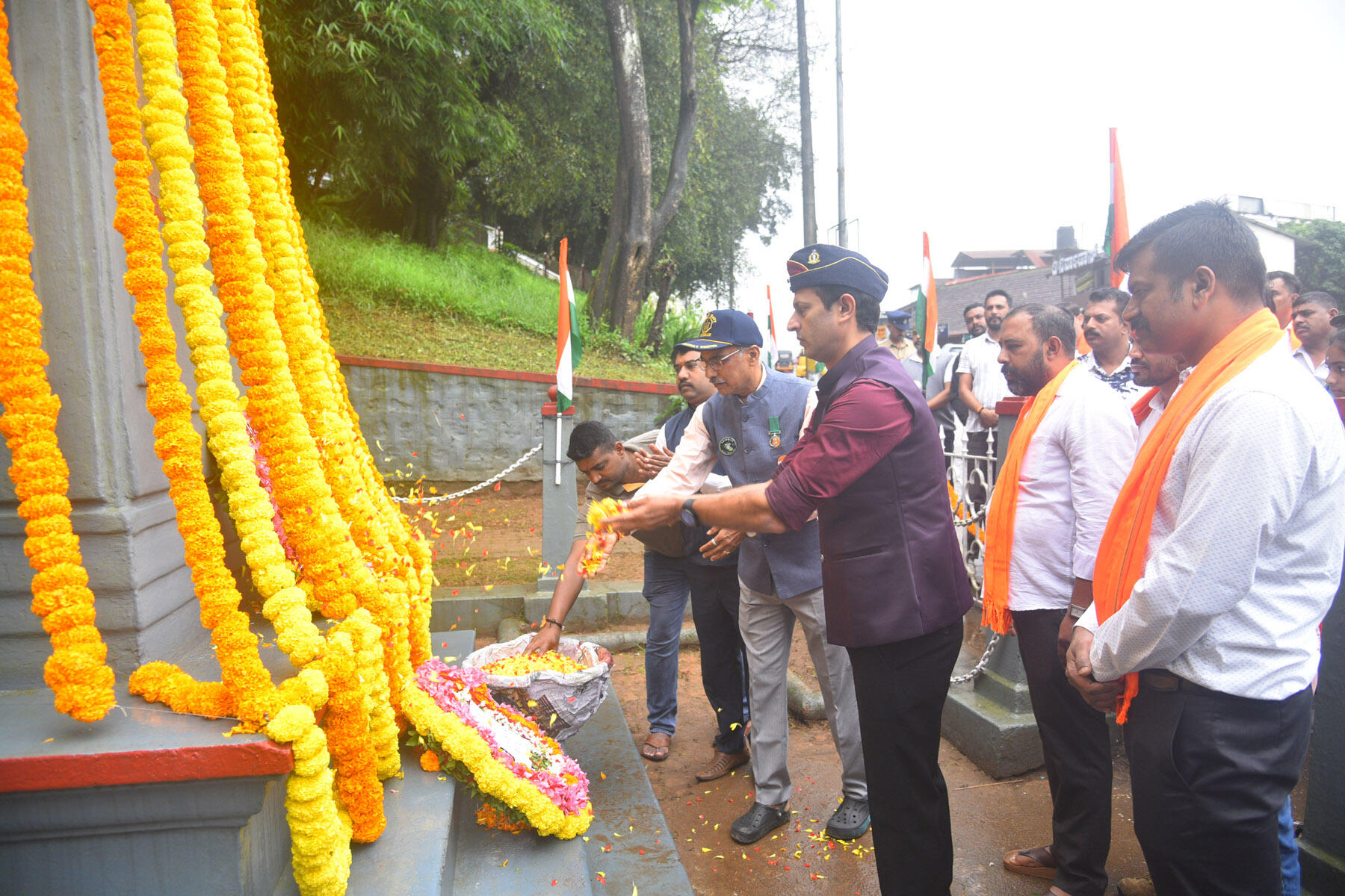 Leaders pay tribute to Kargil war soldiers on Vijay Diwas