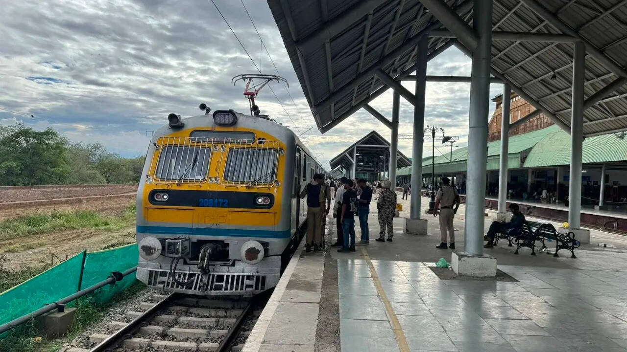 J&K: Amid NH closure, Railways operates special trains to help stranded pilgrims
