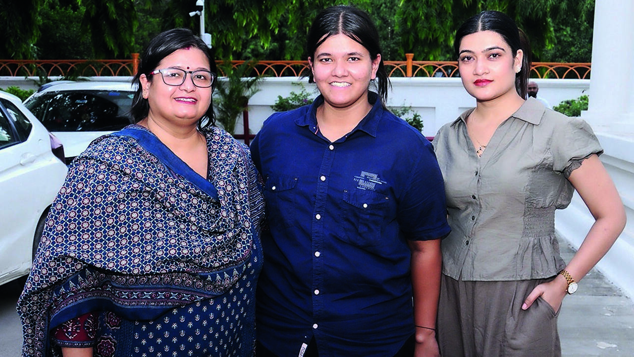 Anuradha Sinha, Saanvi Sinha and Madhu Singh Rajput