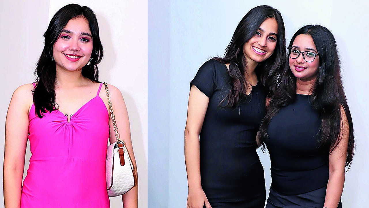 (L) Anshika Kapoor (R) Anushka and Adrija