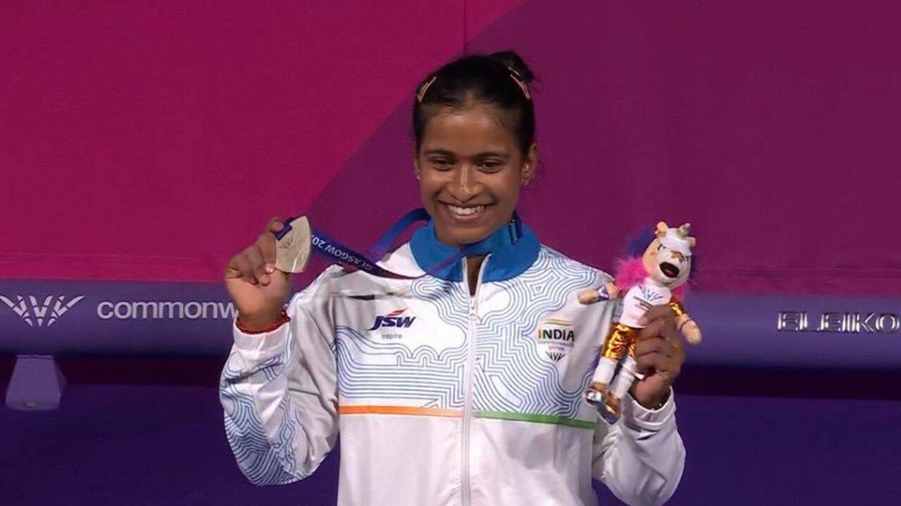 CWG 2026 Day 5 Live: Gyaneshwari Yadav misses gold by thin margin in Women's 53kg weightlifting