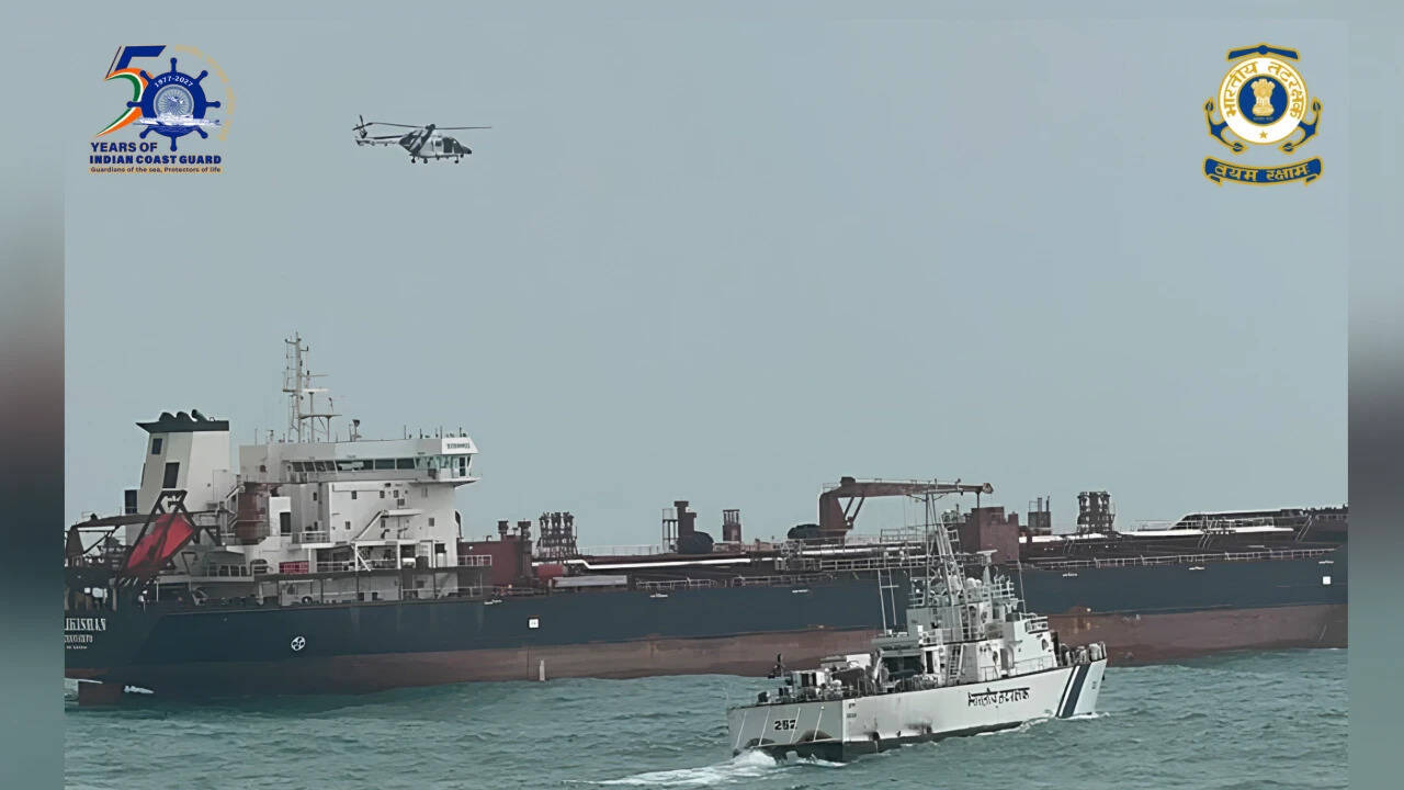 Coast Guard Braves Rough Seas to Airlift Ailing Seafarer Off Gujarat Coast