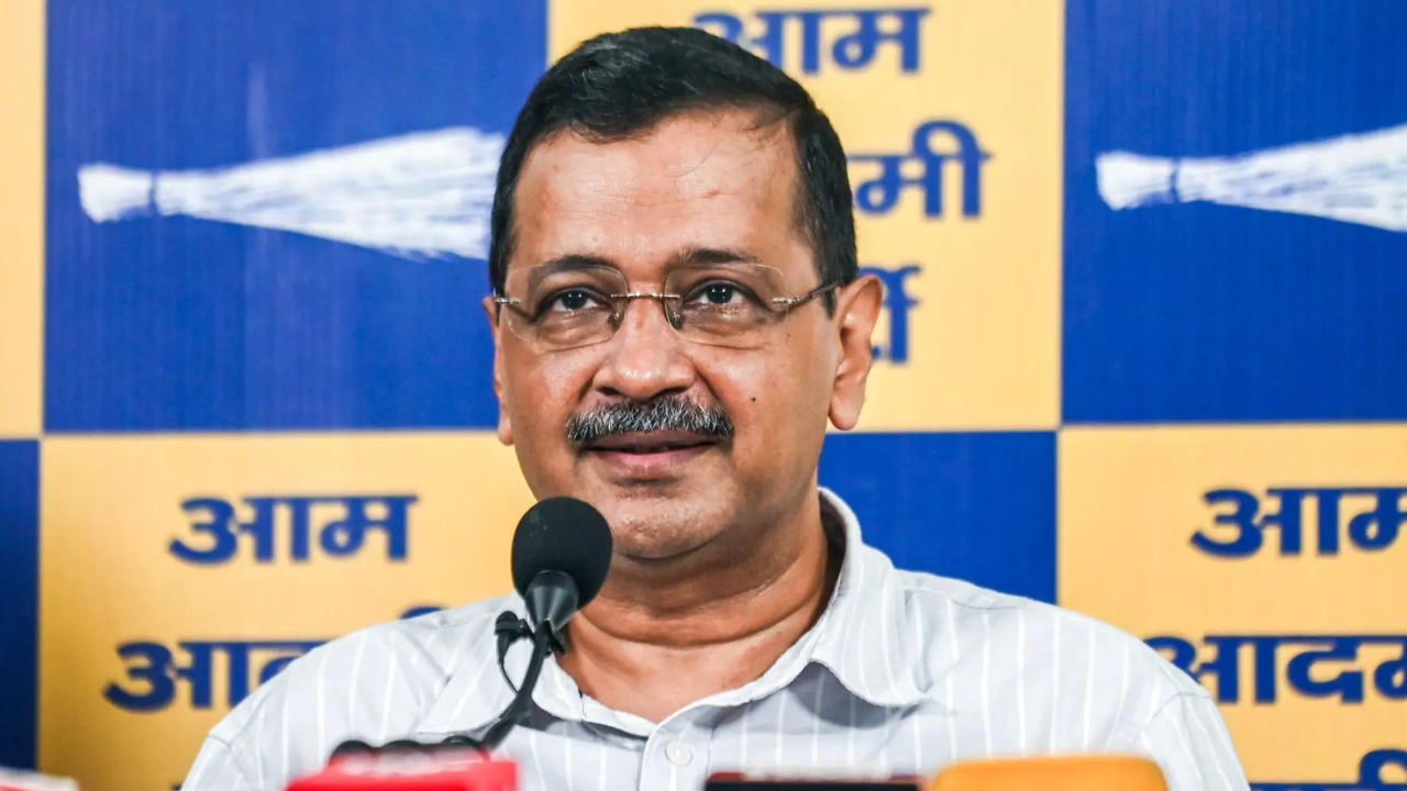 ‘Don’t mess with students’: Kejriwal takes ’emperor Modi’ jibe at PM over reported AK-47 use during Bihar protest