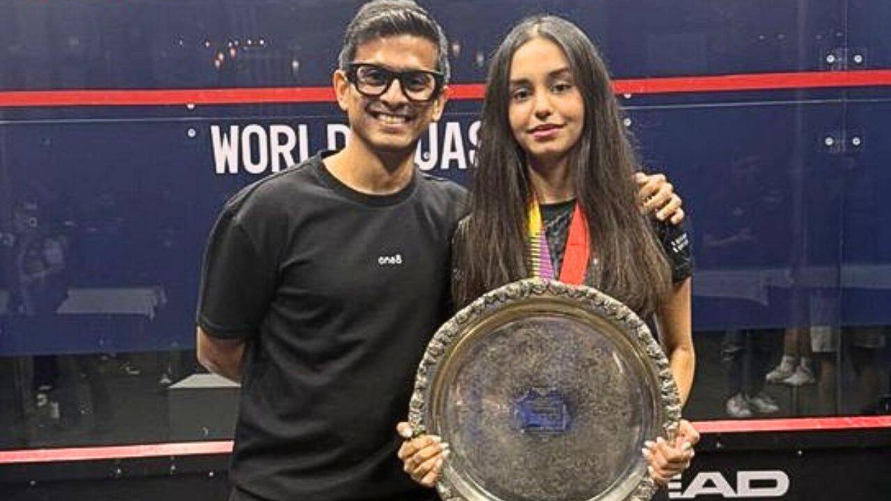 Anahat Singh with mentor Saurav Ghosal