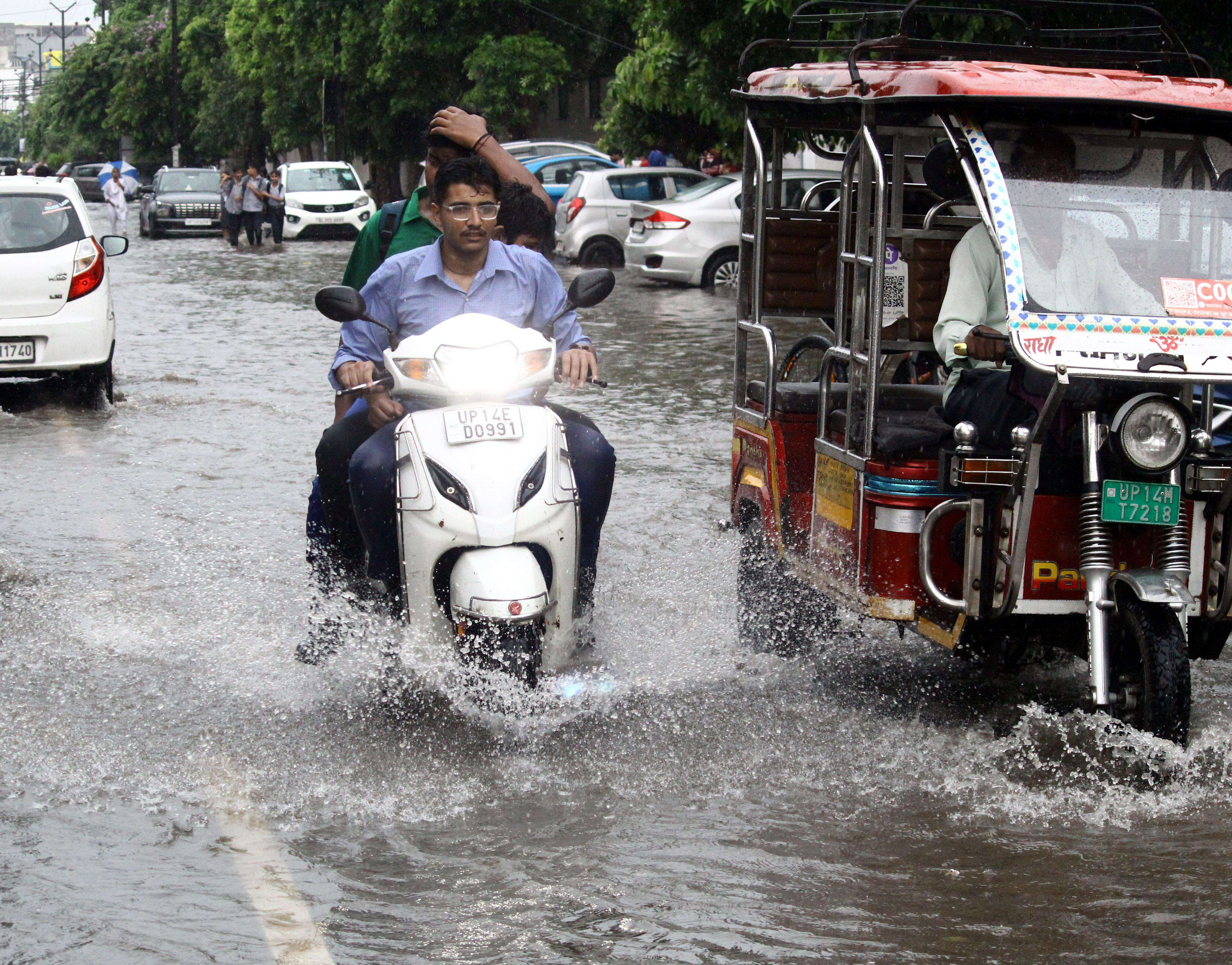 Patel Nagar Waterlogging-4.JPG