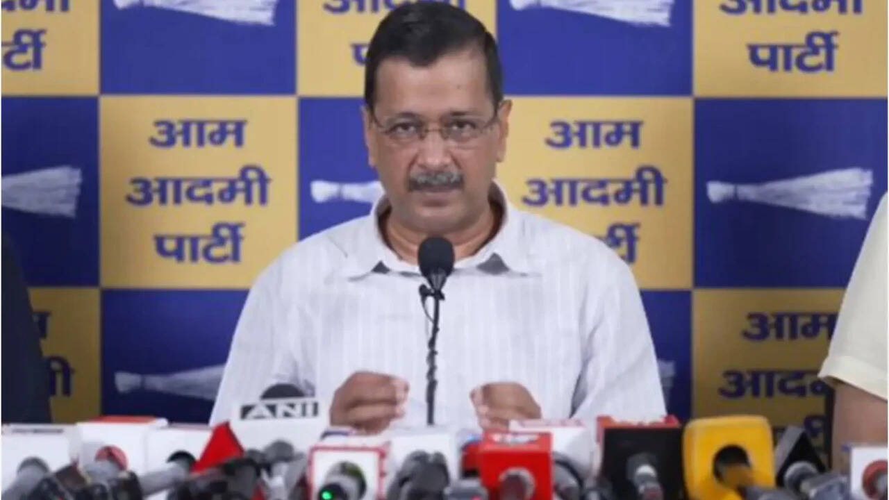 Kejriwal accuses Centre of pressure over E20 petrol; BJP denies claims