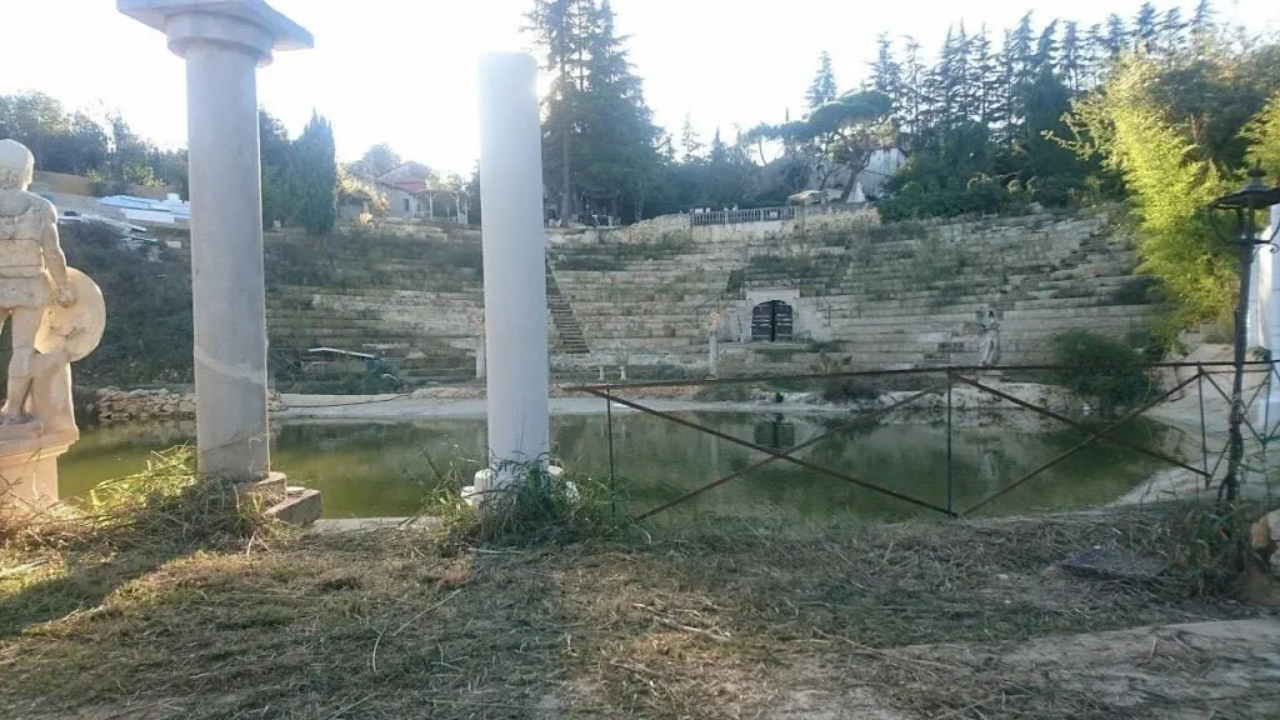 An Italian man built a fake Roman amphitheatre, fooled tourists for nearly 10 years and charged €40 for guided tours