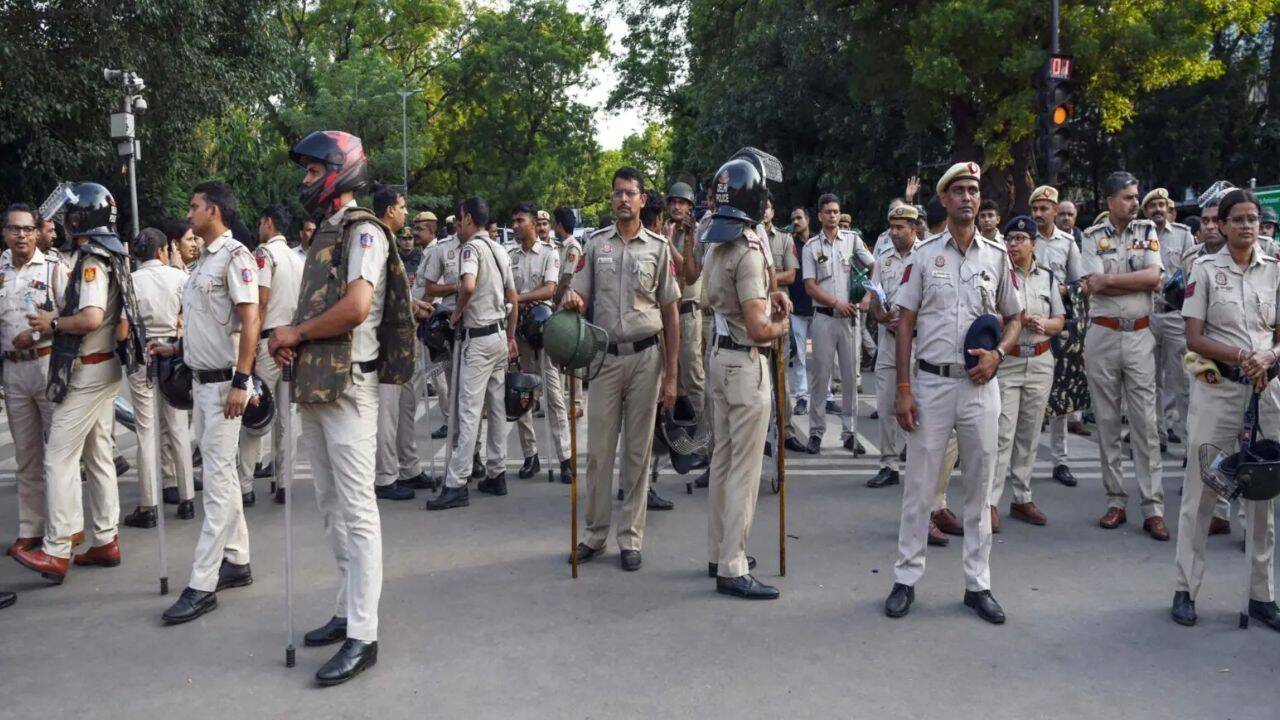 Delhi Police denies social media claims that Jantar Mantar is closed for protests