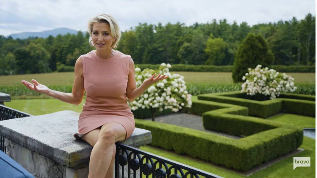 Dorinda Medley tours her extravagant Blue Stone Manor (Picture: Screengrab/Bravo)