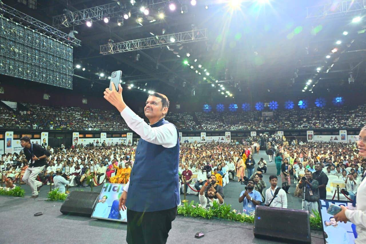 Maharashtra chief minister Devendra Fadnavis calls for Drug-Free Mumbai in next 2-4 years, launches awareness drive