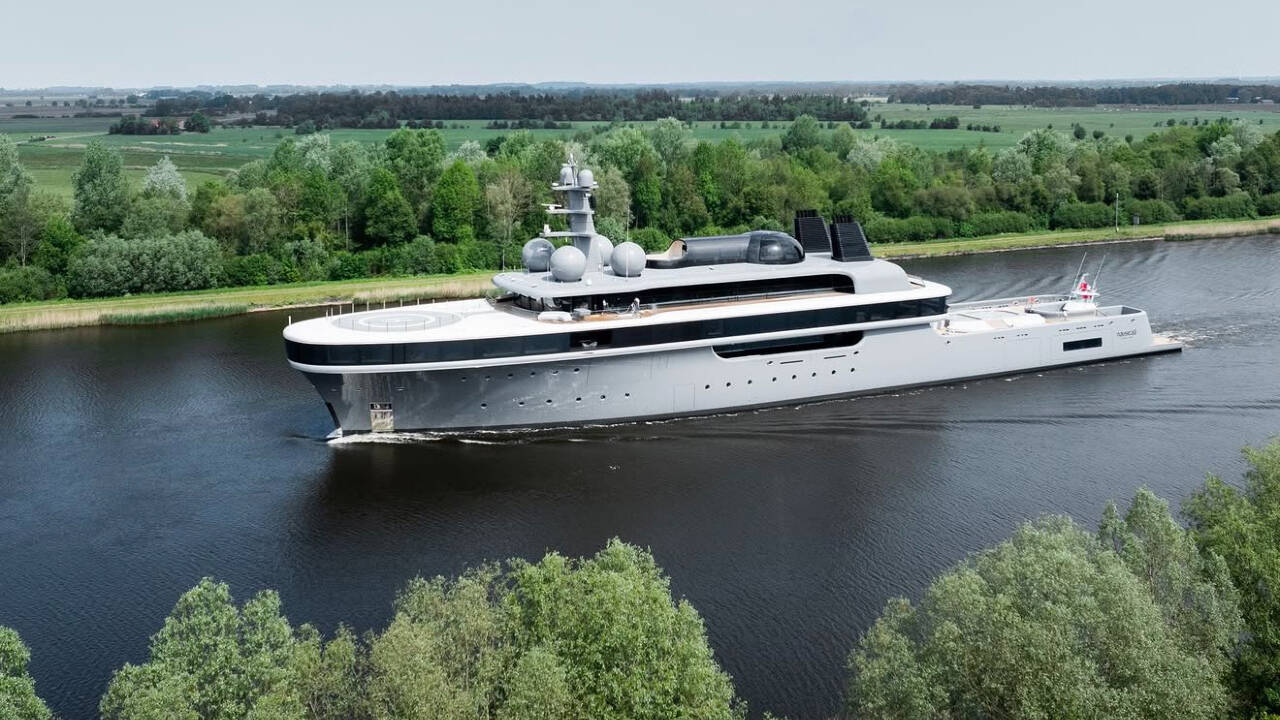 Viral Nausicaä radar domes video: Crew look insect-sized on $500m yacht