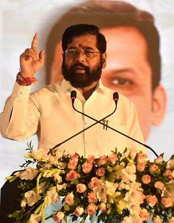 Court orders Uddhav Thackeray and Eknath Shinde to appear in defamation case via video