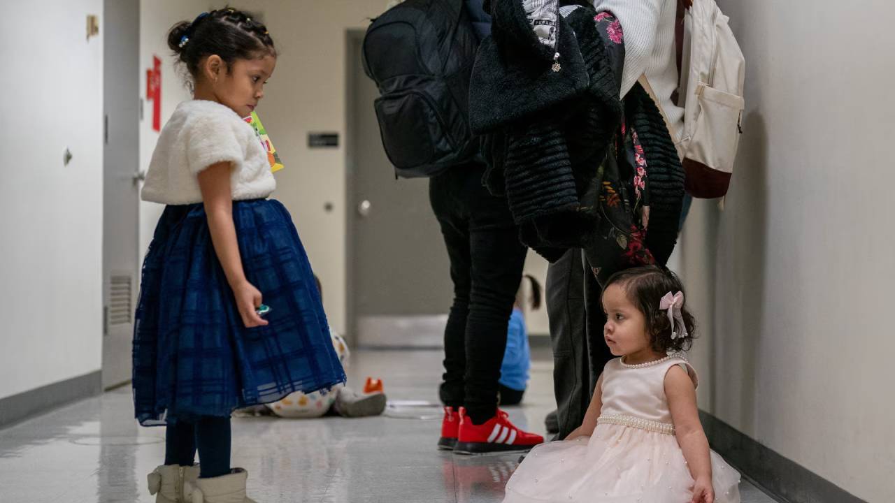 24,000 unaccompanied migrant kids in US risk losing legal aid as contract ends