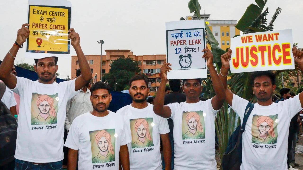 ‘Cancel JPSC exam’: Jharkhand students continue protest, seek CBI investigation
