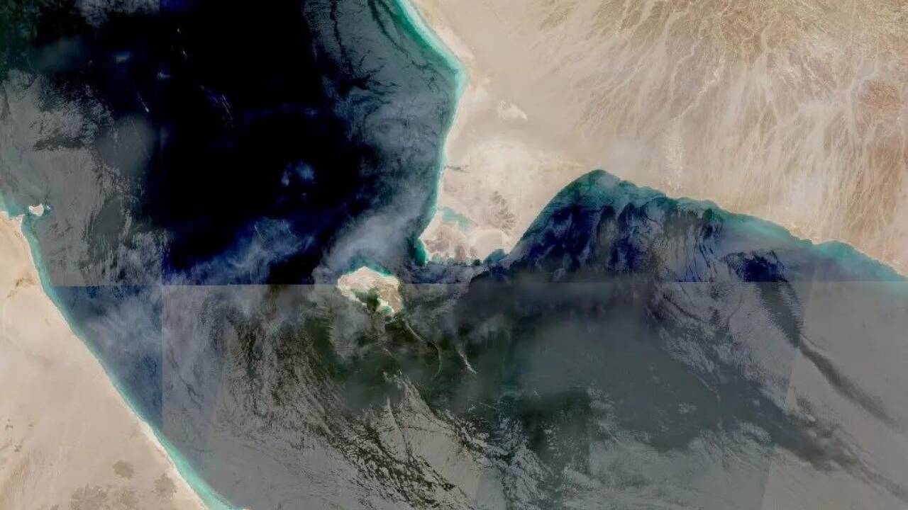 Saudi’s Yanbu port sees busy days despite Houthi threats; crude transits as oil tankers go dark