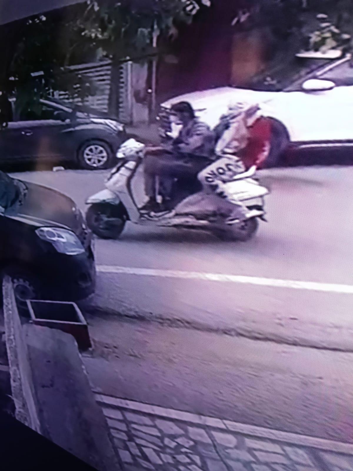 Bank employee robbed at gunpoint in Jaipur apartment lift - Accused.jpeg