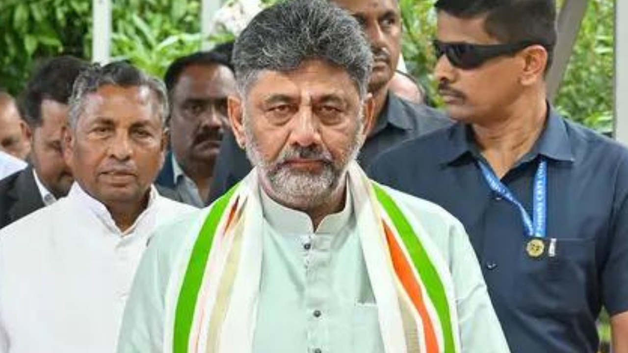'Resign, I'll accept within minutes': DKS' blunt warning to disgruntled Cong MLAs
