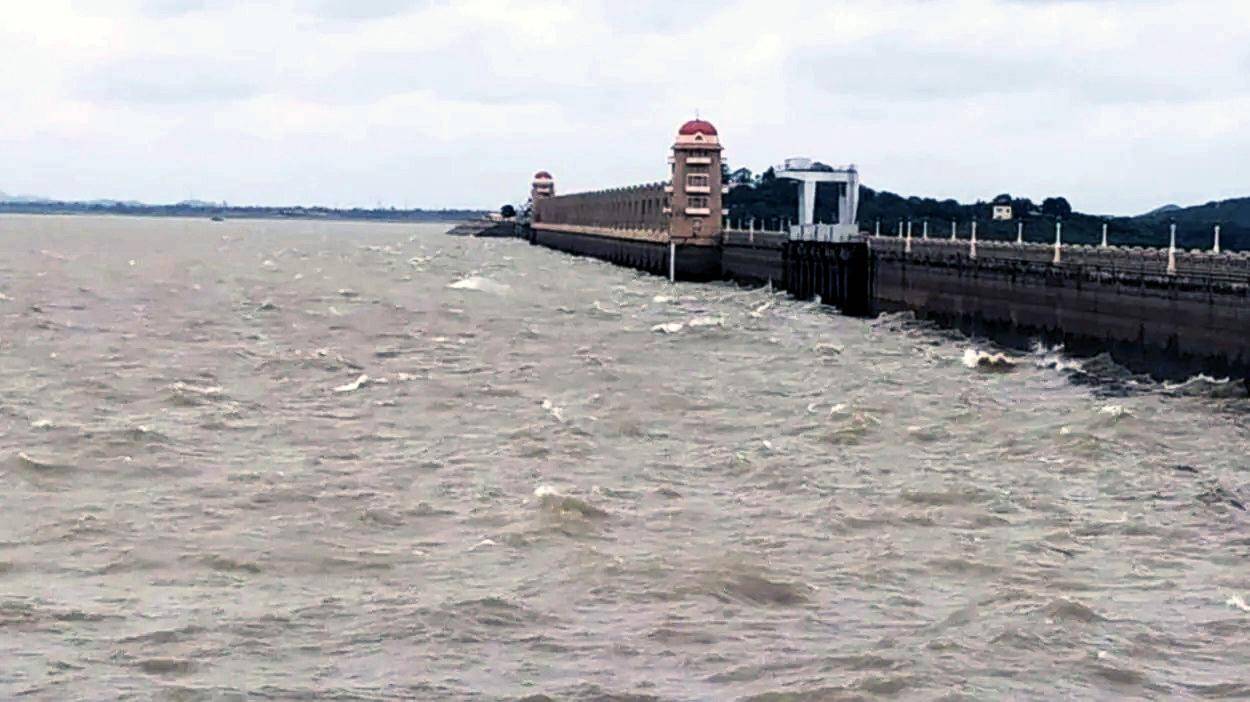 a4221ef9-dcfa-4f01-8544-323c0dd9f44b_05-Tungabhadra_Dam.jpg